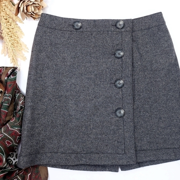Loft Grey Wool Button Front Skirt Sz 2 Petite - Picture 2 of 11